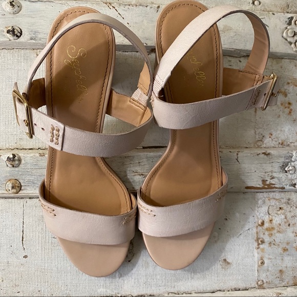 Seychelles Champion Nude Heeled Sandals - Picture 6 of 7